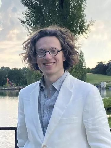 benjamin schott